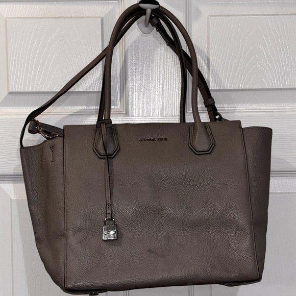 Michael Kors Mercer Satchel Tote Luggage Taupe Brown Large purse Bag Zipper​ - Picture 14 of 15